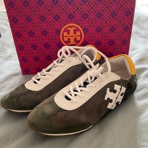 Tory Burch Sneaker